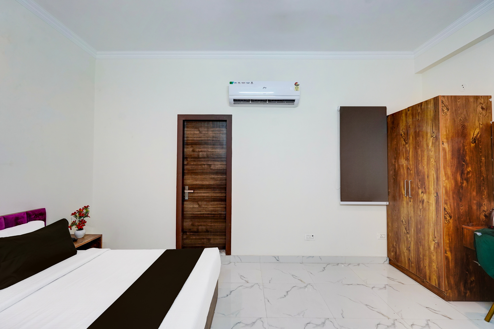 super townhouse sector 86 near sector 83 metro station