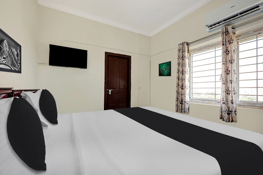 super hotel o ramaraopet near kakinada beach