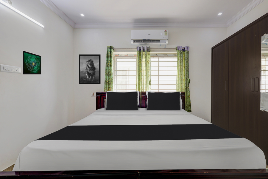 oyo hotel o ramaraopet near kakinada beach