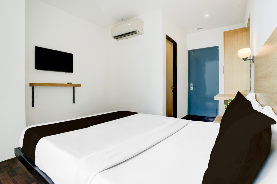 super townhouse pbg mall vashi