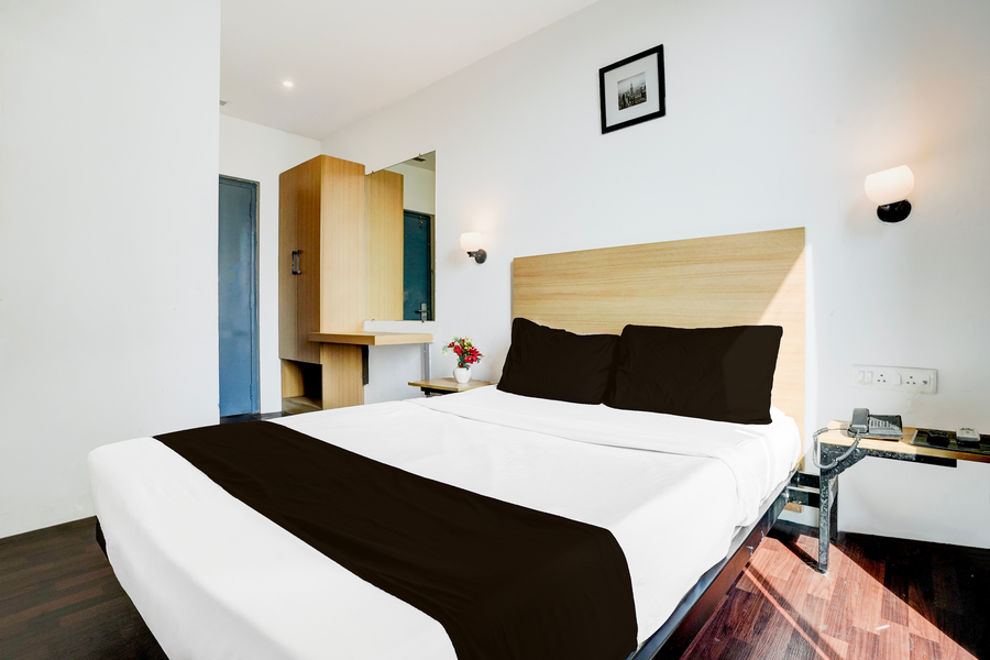 super townhouse pbg mall vashi