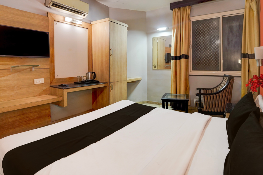 hotel aroma residency