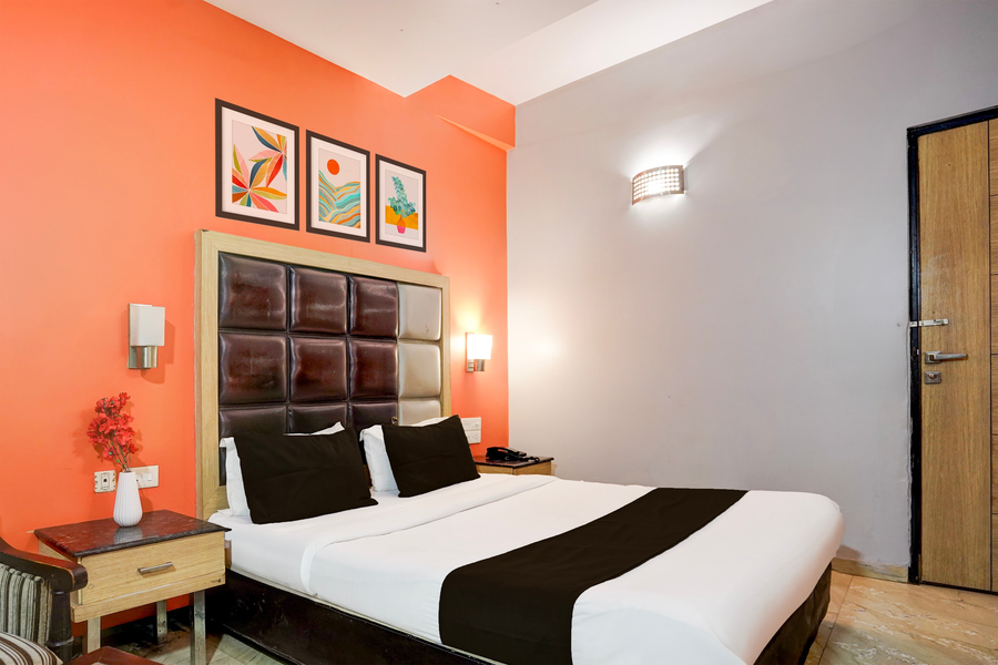 hotel aroma residency