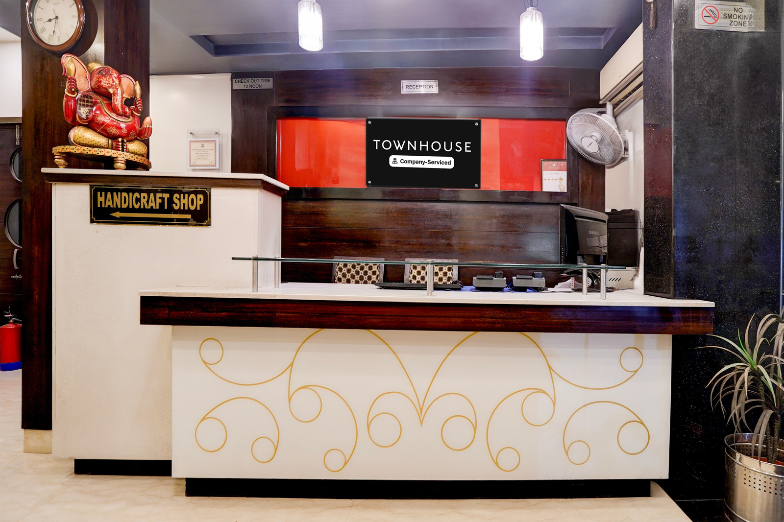 Super Townhouse Bani Park Formerly Aroma Residency,Bani Park,4 star