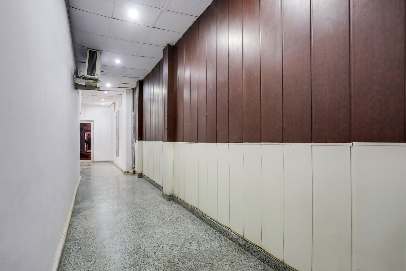 hotel o tajganj near taj mahal west gate