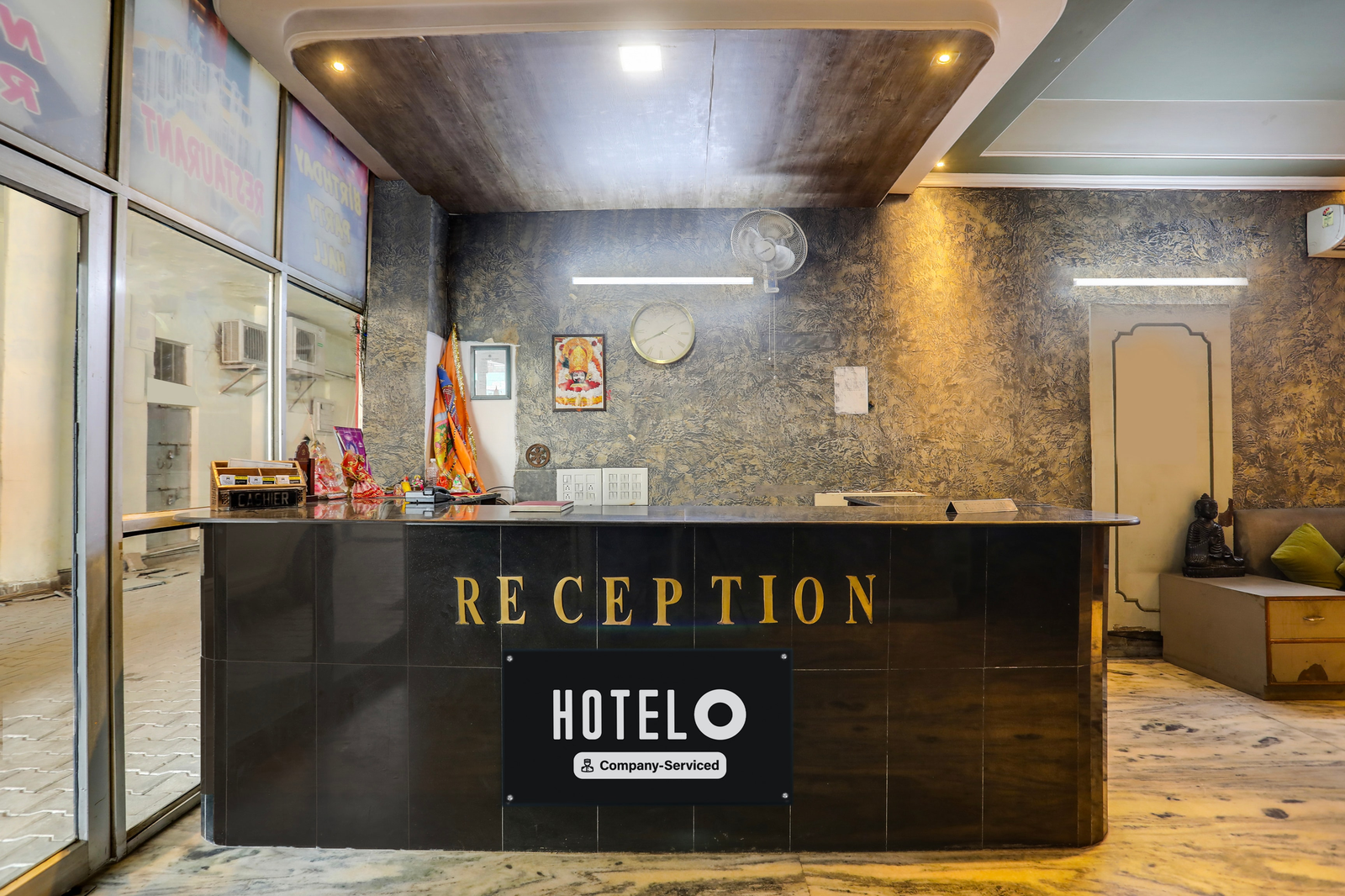 hotel o tajganj near taj mahal west gate