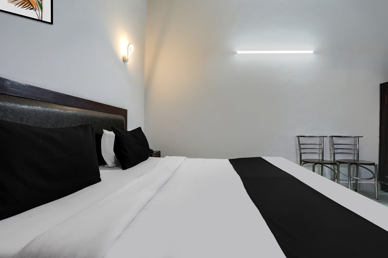 hotel o tajganj near taj mahal west gate