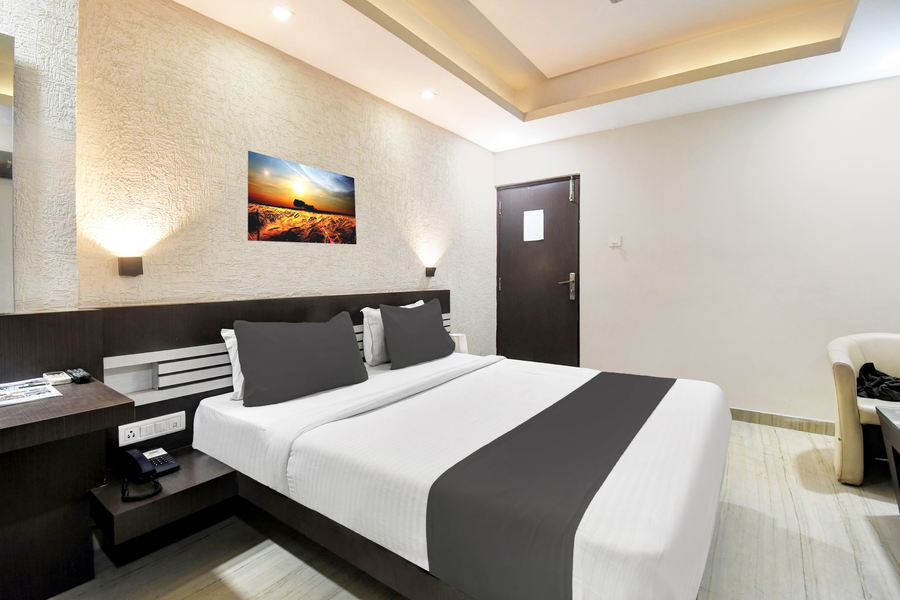 super townhouse ranchi near railway station