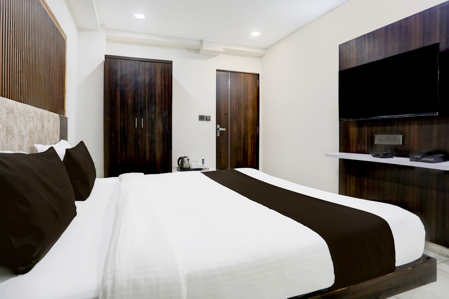 super hotel o nana chiloda near airport formerly green valley