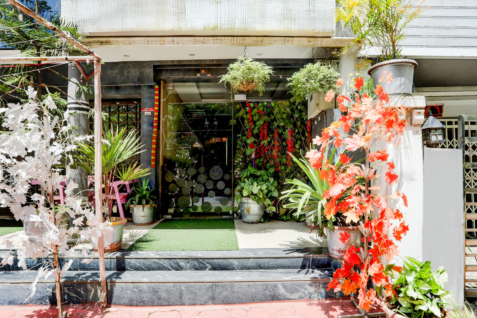 super hotel o mp nagar near rachna tower