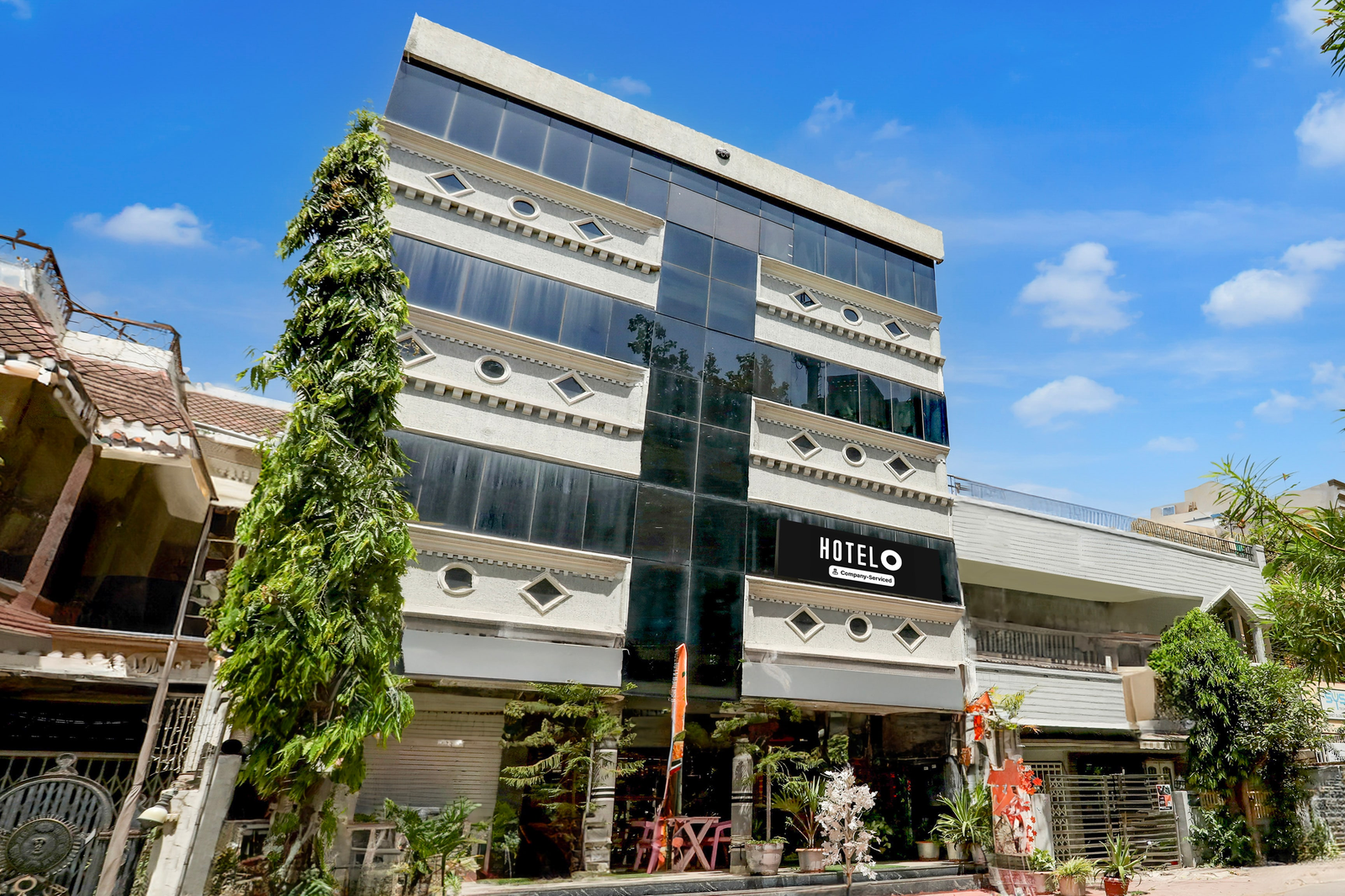 super hotel o mp nagar near rachna tower