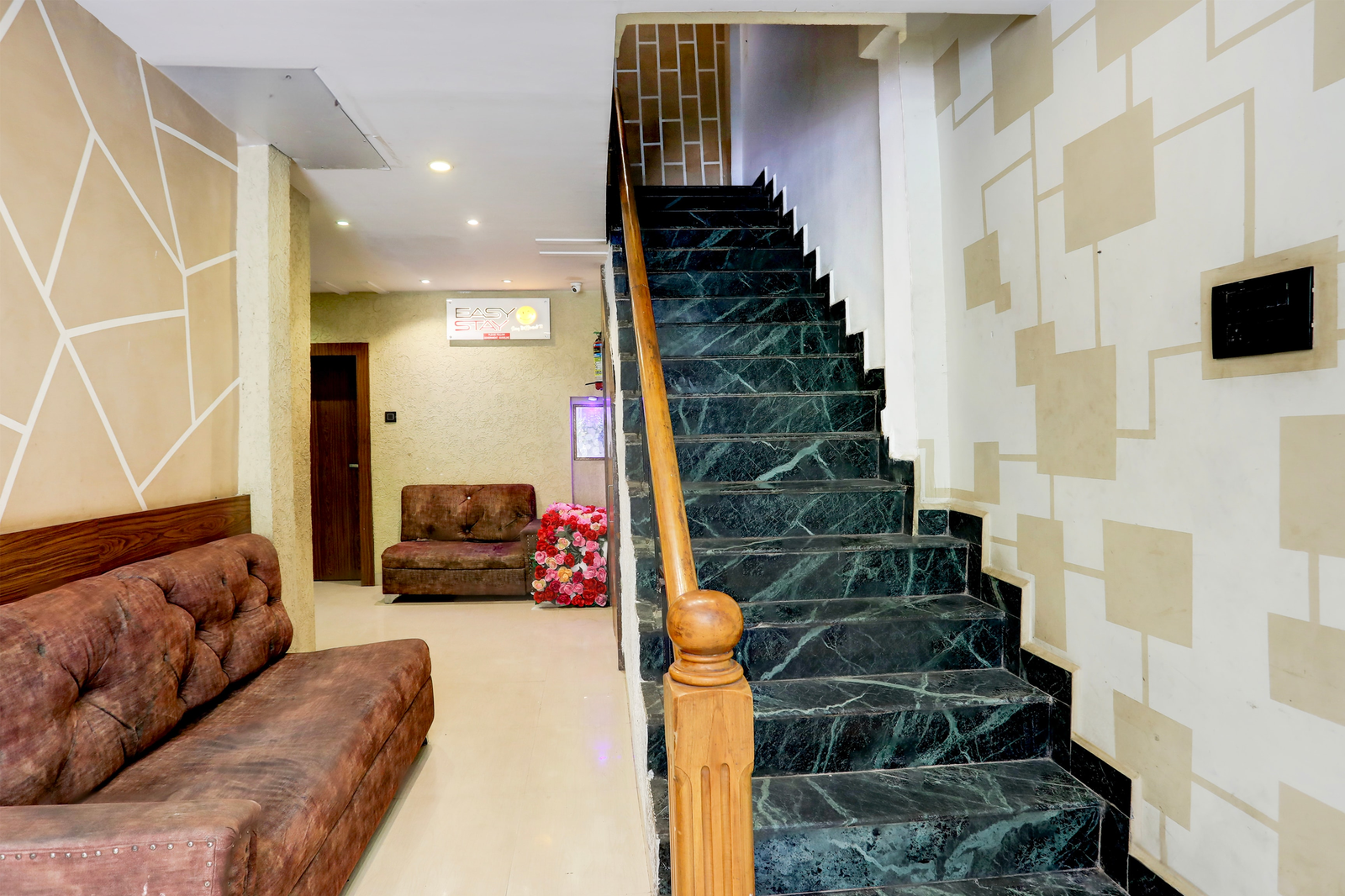 super hotel o mp nagar near rachna tower