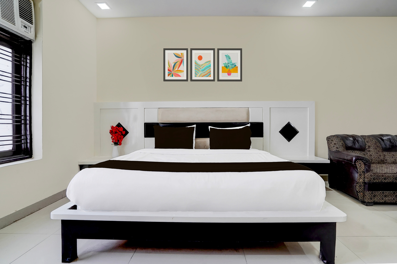 super collection o sector 70 noida