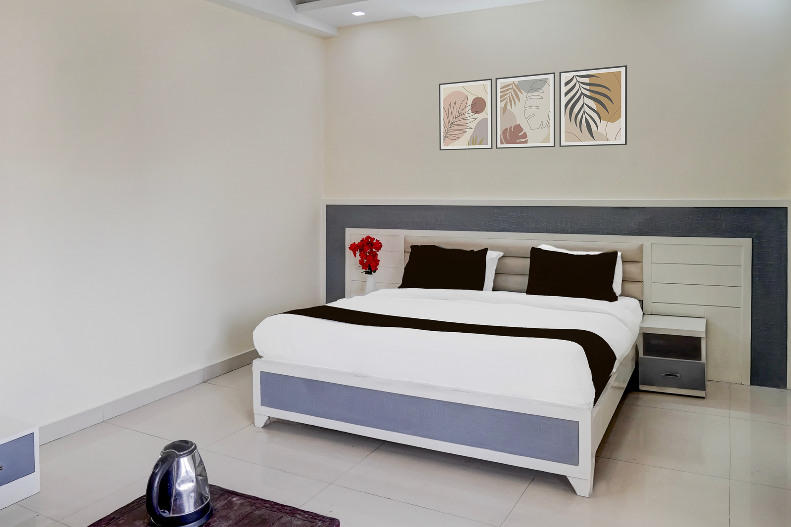 super collection o sector 70 noida