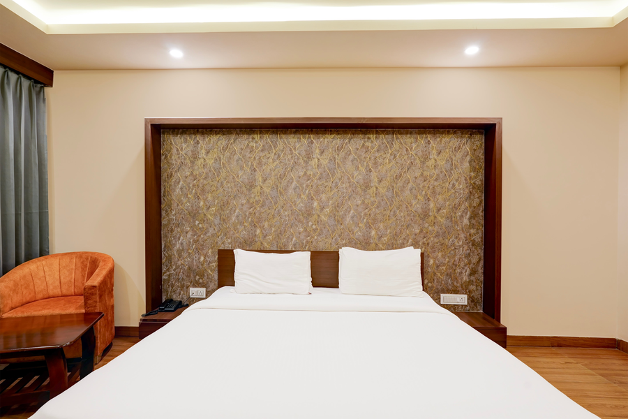 super townhouse oak mahadevapura opposite phoenix mall