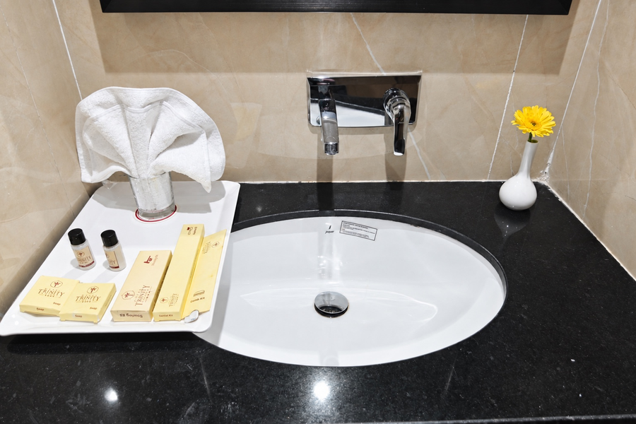 hotel trinity grand