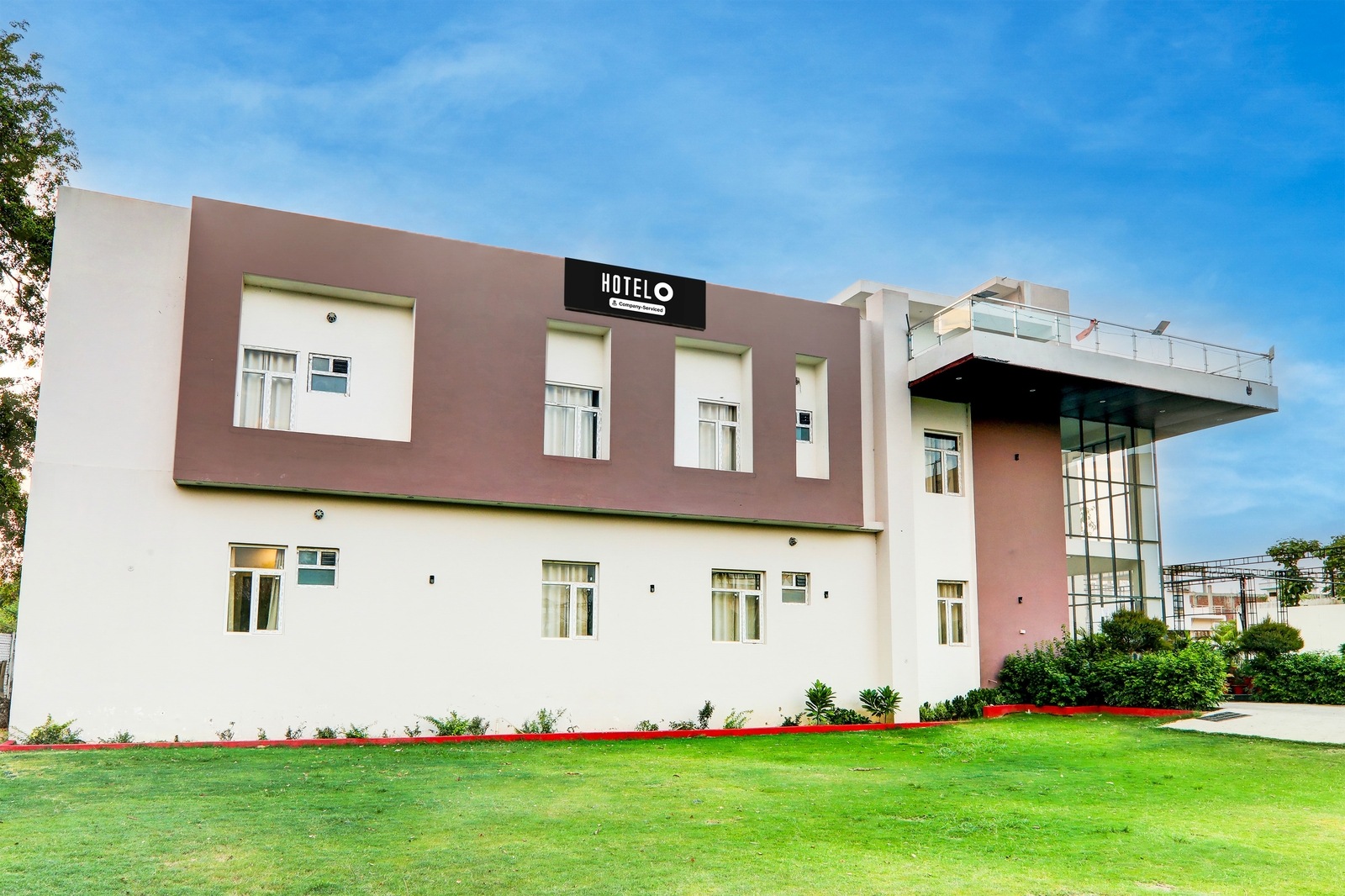 super hotel o gomti nagar vigyan khand