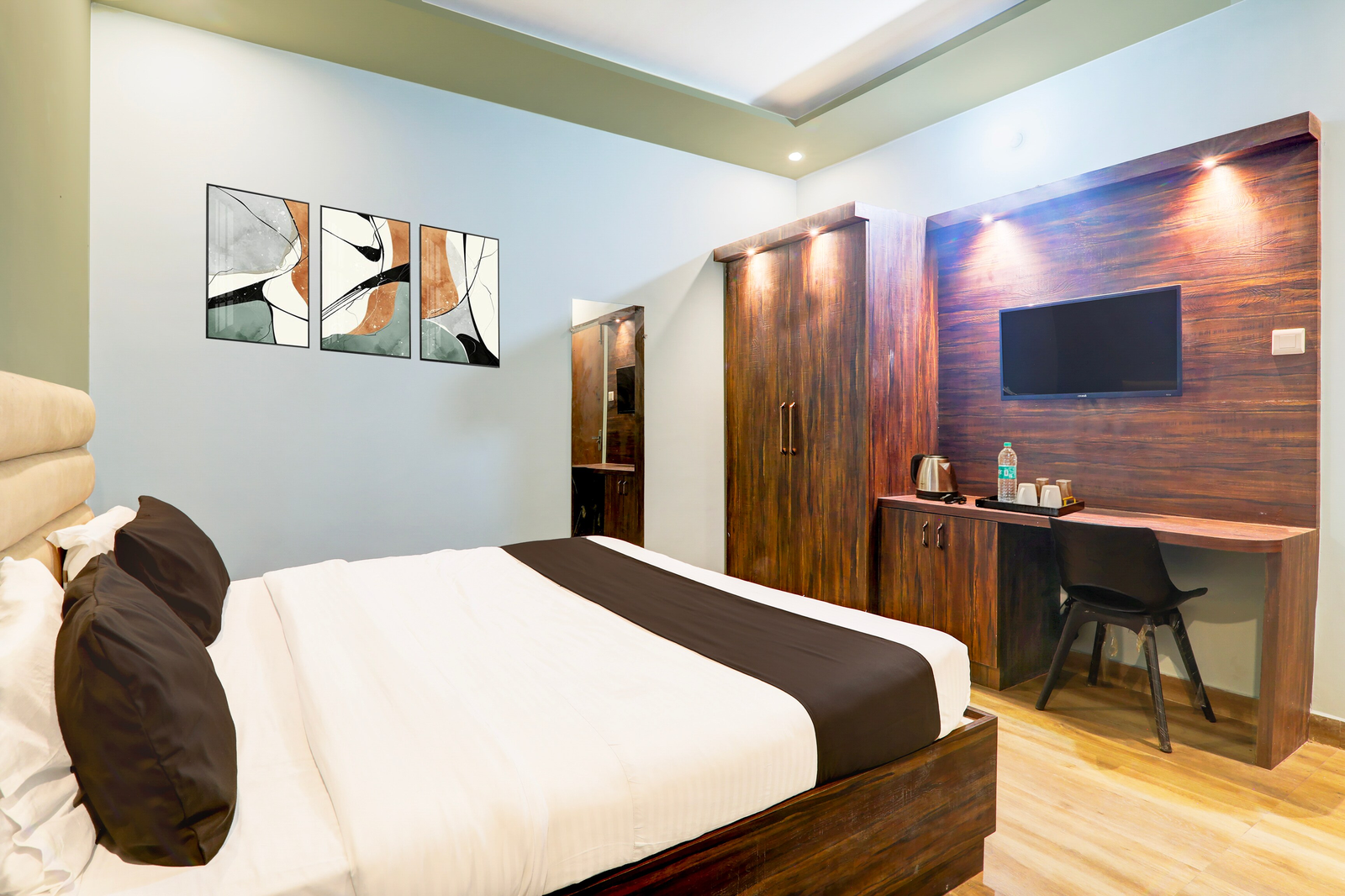 super hotel o gomti nagar vigyan khand