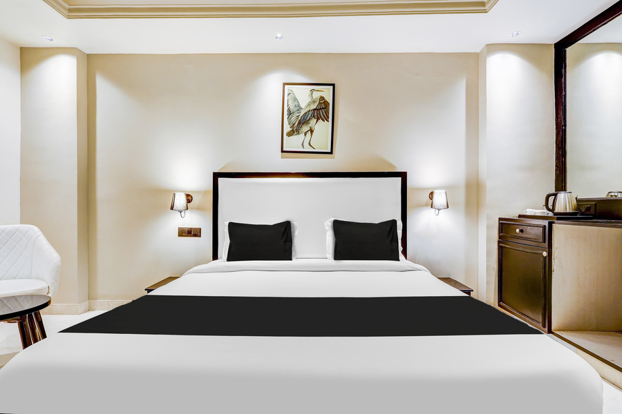 super townhouse oak udyog vihar