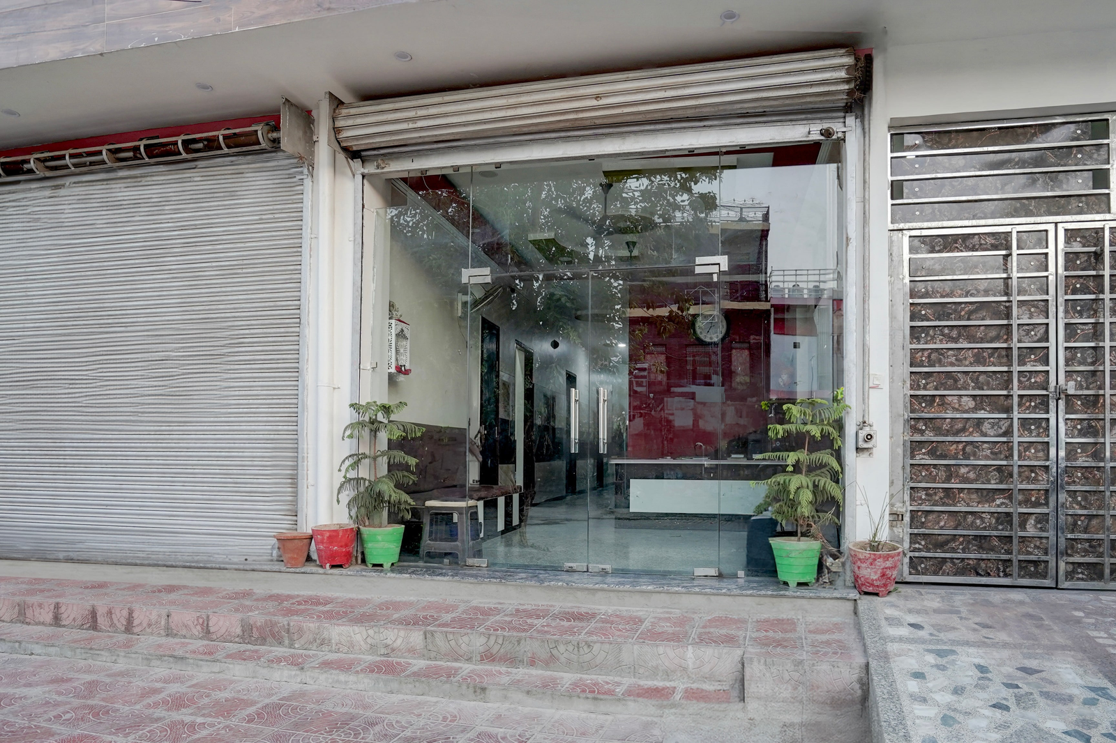 super hotel o govind nagar near krishan janm bhoomi