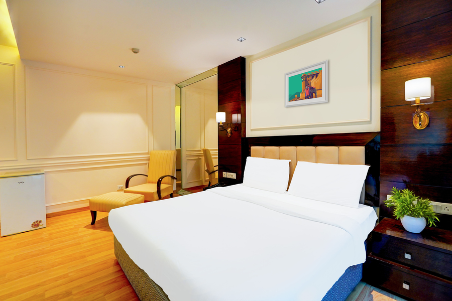 palette by checkin royal retreat delhi formerly imperial villas