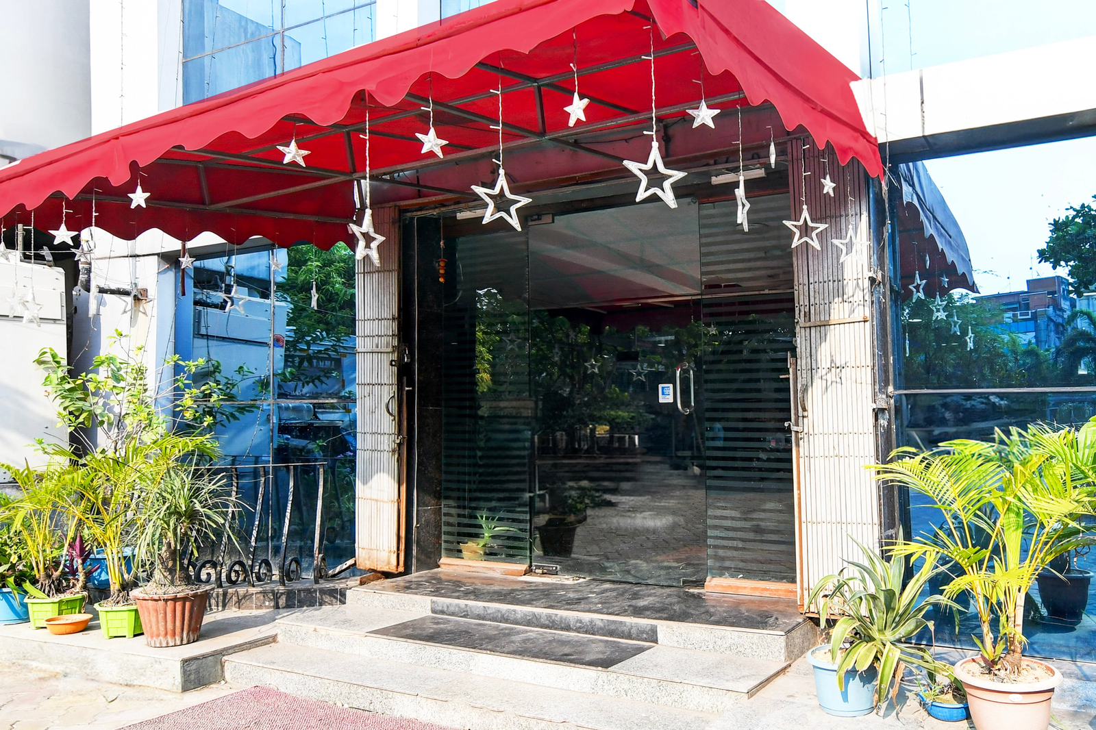 collection o vip road formerly hotel heritage