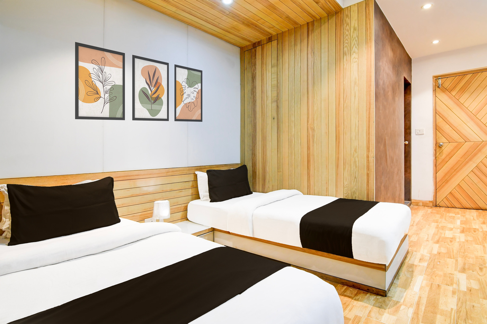 collection o vip road formerly hotel heritage