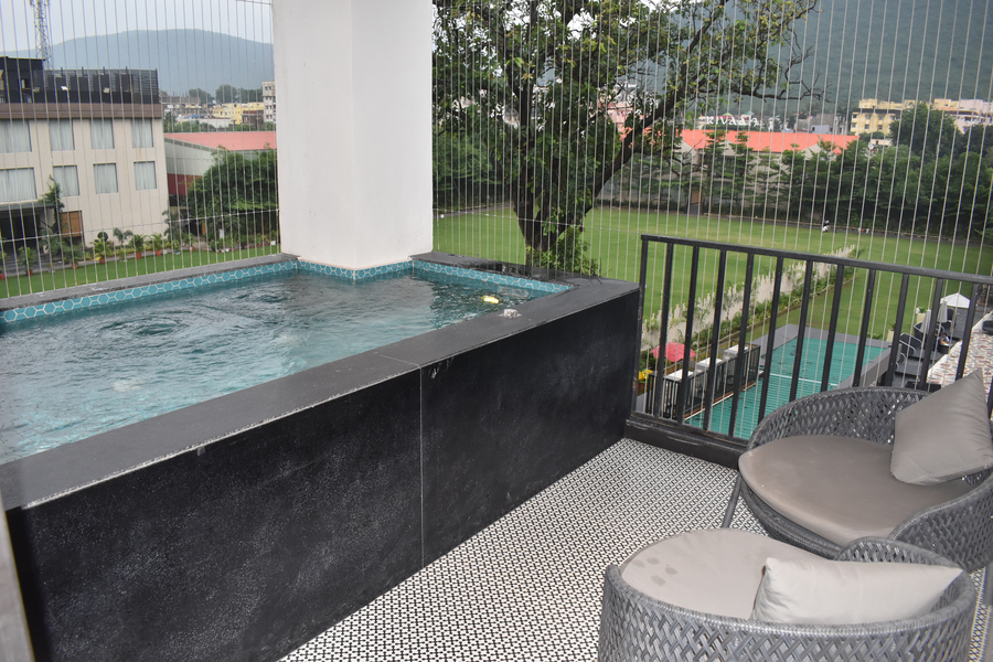 rivaah resort and banquet jamshedpur