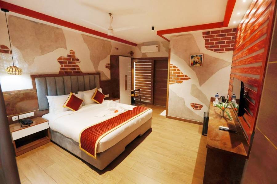 Cmk Habitat Centre,Maradu,4 star