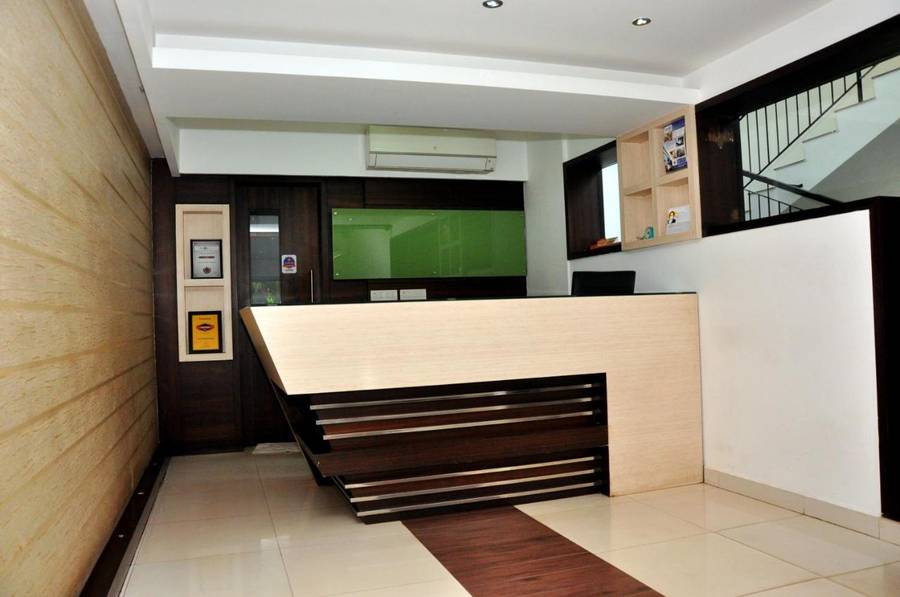 Emporium Hotel,Balmatta,2 star
