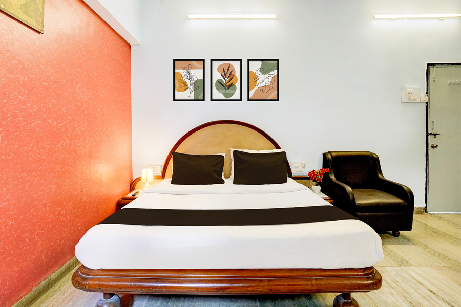 super hotel o padampura near railway station