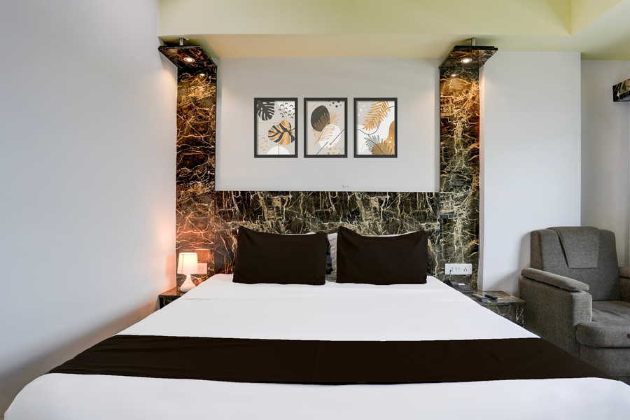 super townhouse anand formerly hotel the maison