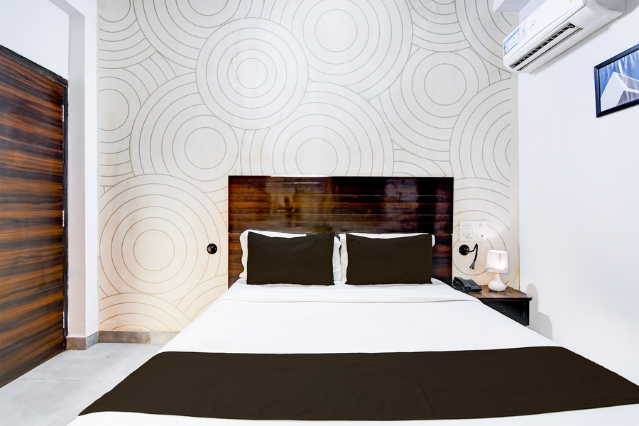 super townhouse chandrasekharpur
