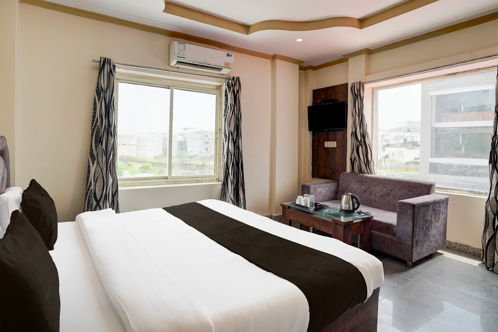 super townhouse haridwar near har ki pauri
