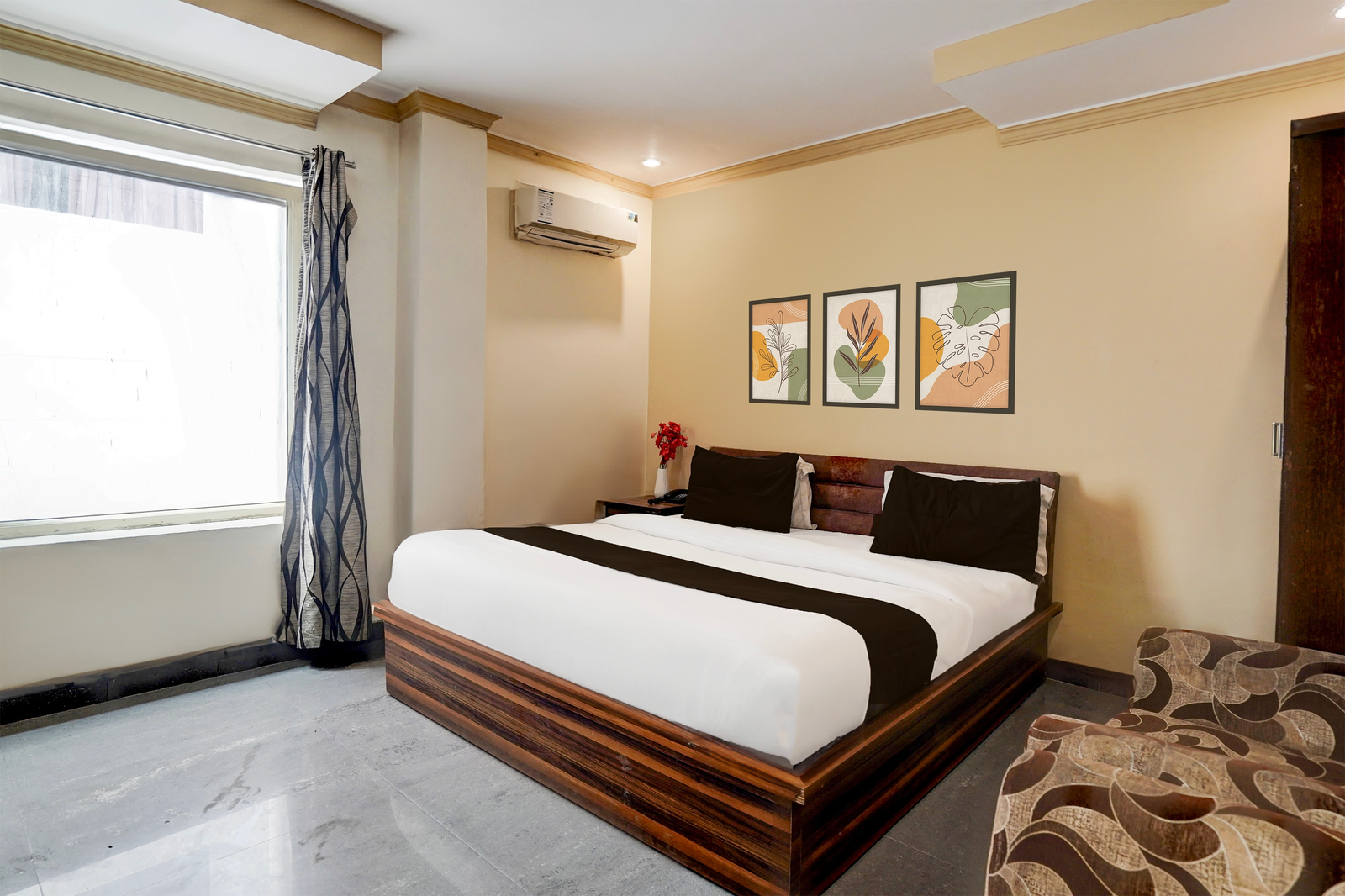 super townhouse haridwar near har ki pauri
