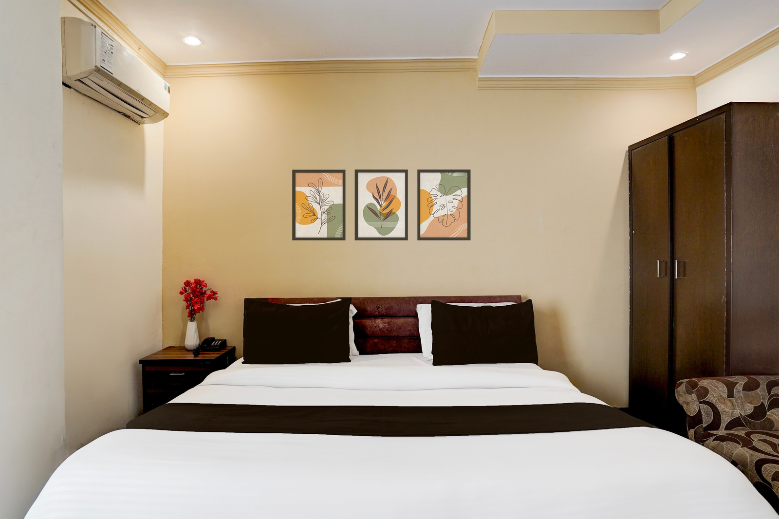 super townhouse haridwar near har ki pauri