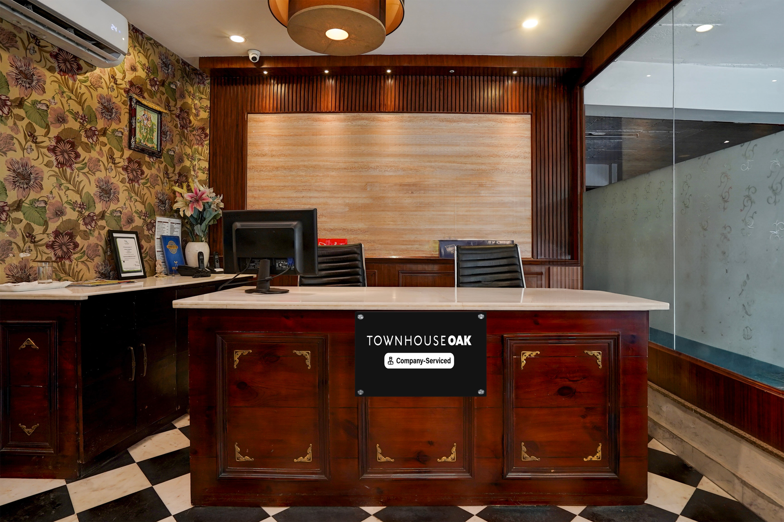 Super Townhouse Oak Rajpur Road Dehradun,RAJPUR ROAD,4 star