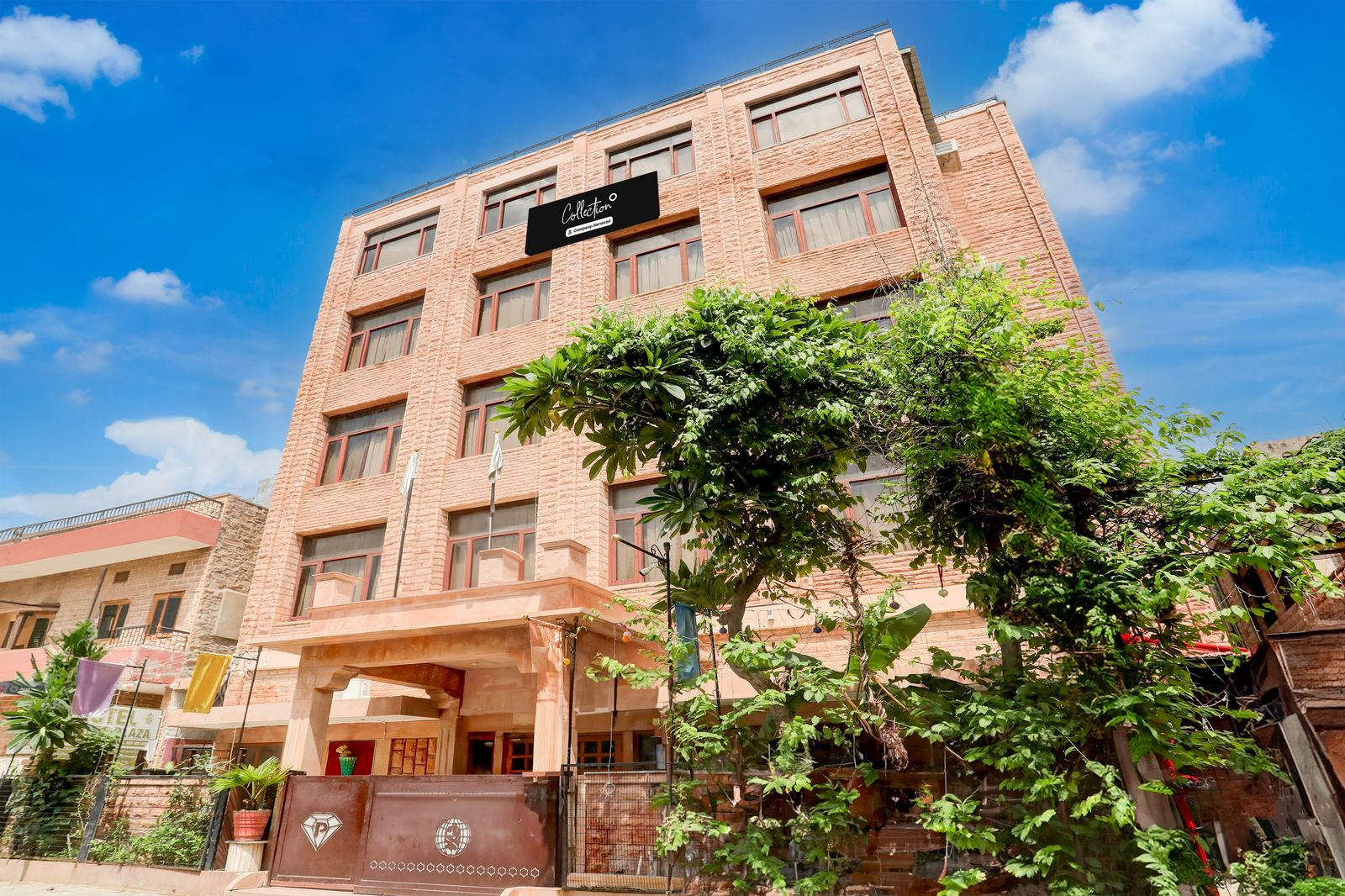 Hotel O Rai Ka Bagh Near Railway Station,Near Umaid Bhawan Palace,3 star