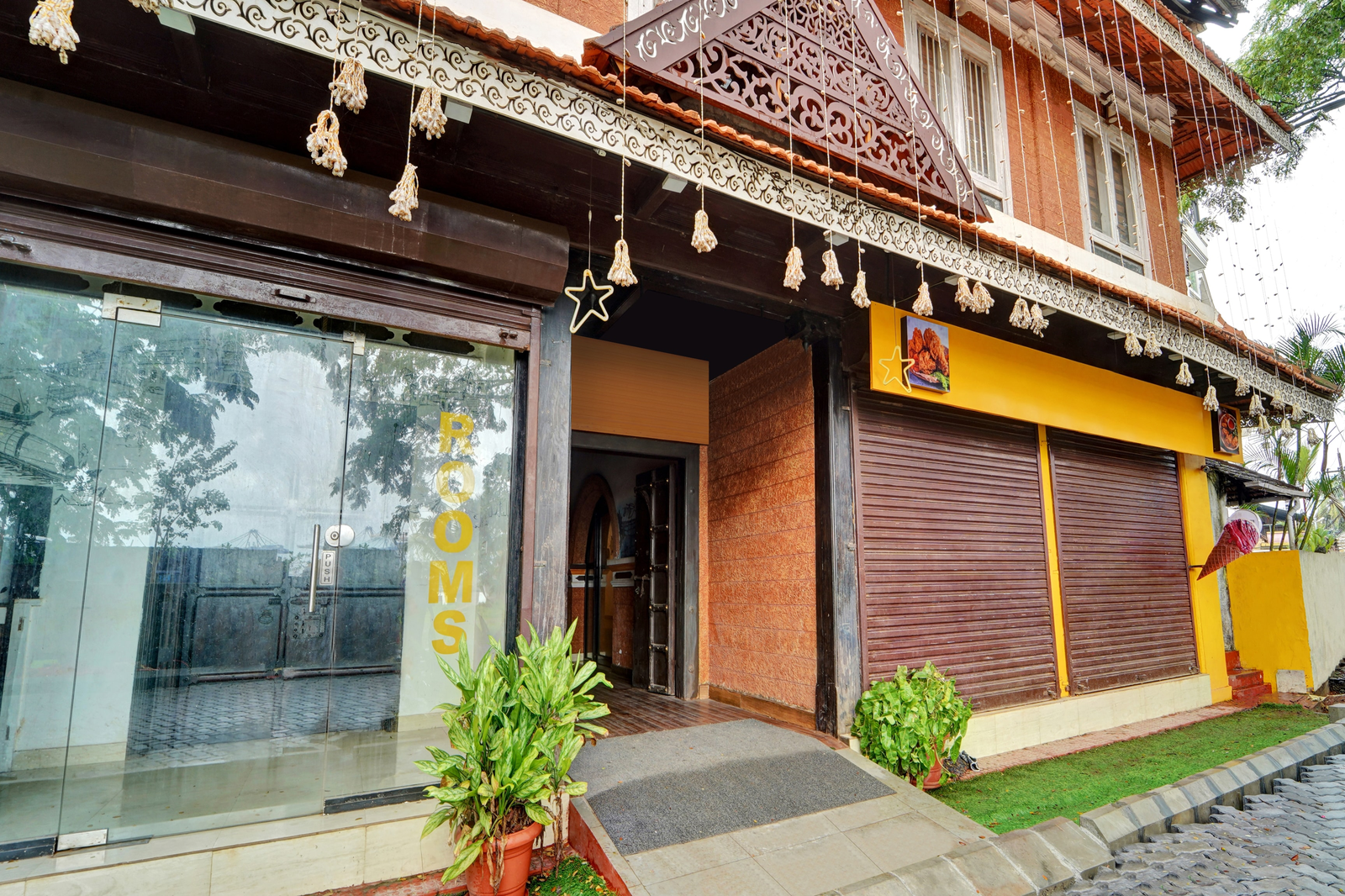 Super Collection O Calvathy Road Near Fort Kochi,Fort Kochi,3 star