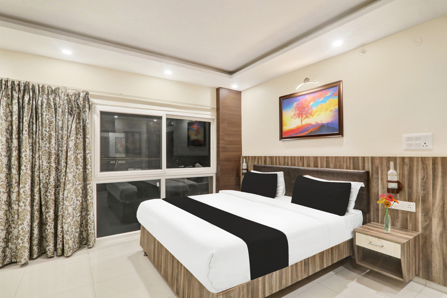 super townhouse kankarbagh formerly kunwar alcajars