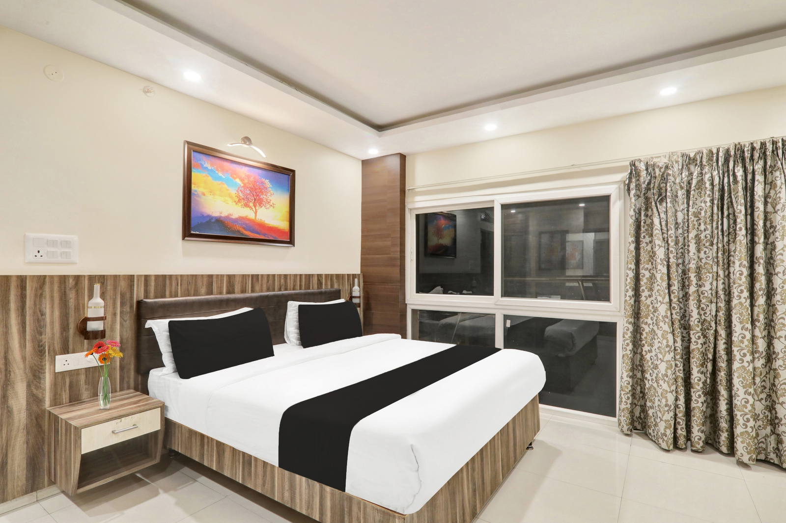 super townhouse kankarbagh formerly kunwar alcajars