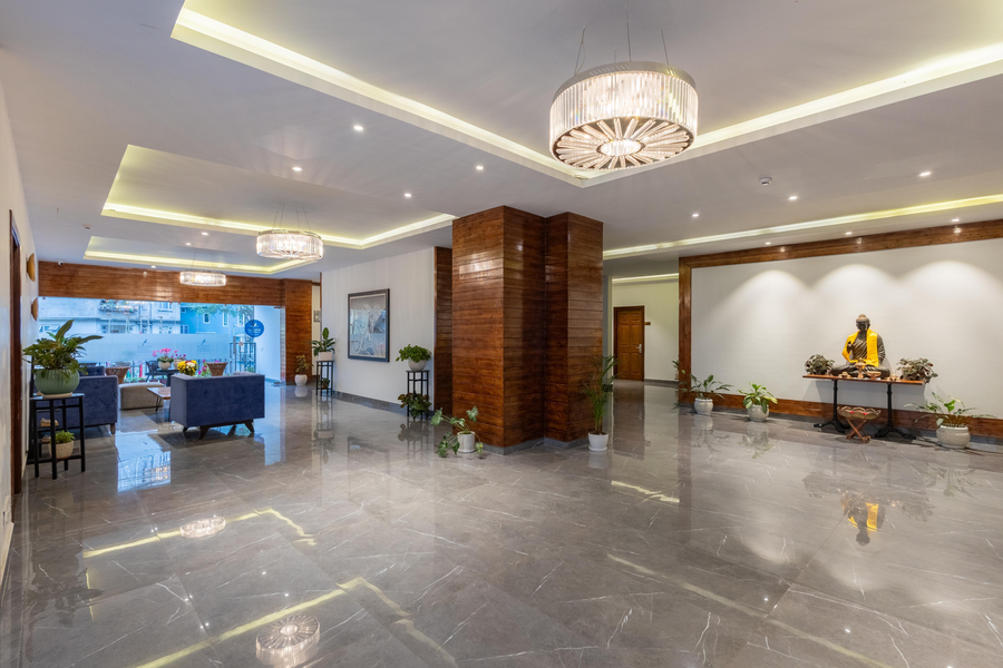 Magpie Libing Grand,M G Marg Vicinity,3 star