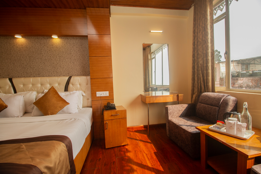 hotel himalayan retreat