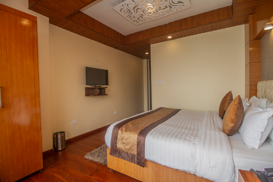 hotel himalayan retreat