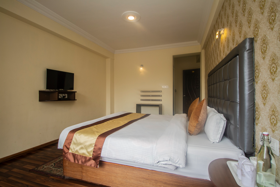 hotel himalayan retreat