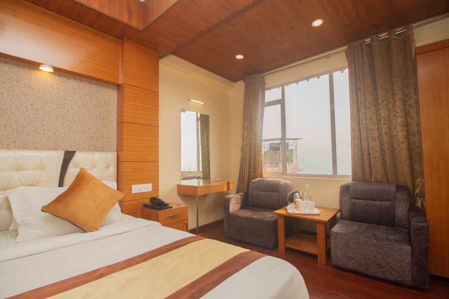 hotel himalayan retreat