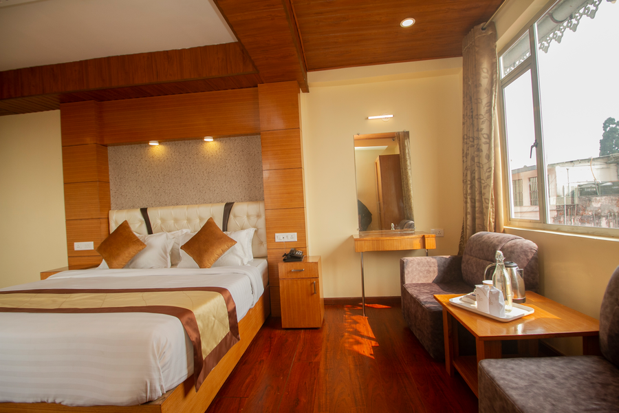 hotel himalayan retreat