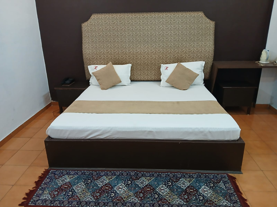 hotel mansarover and banquets