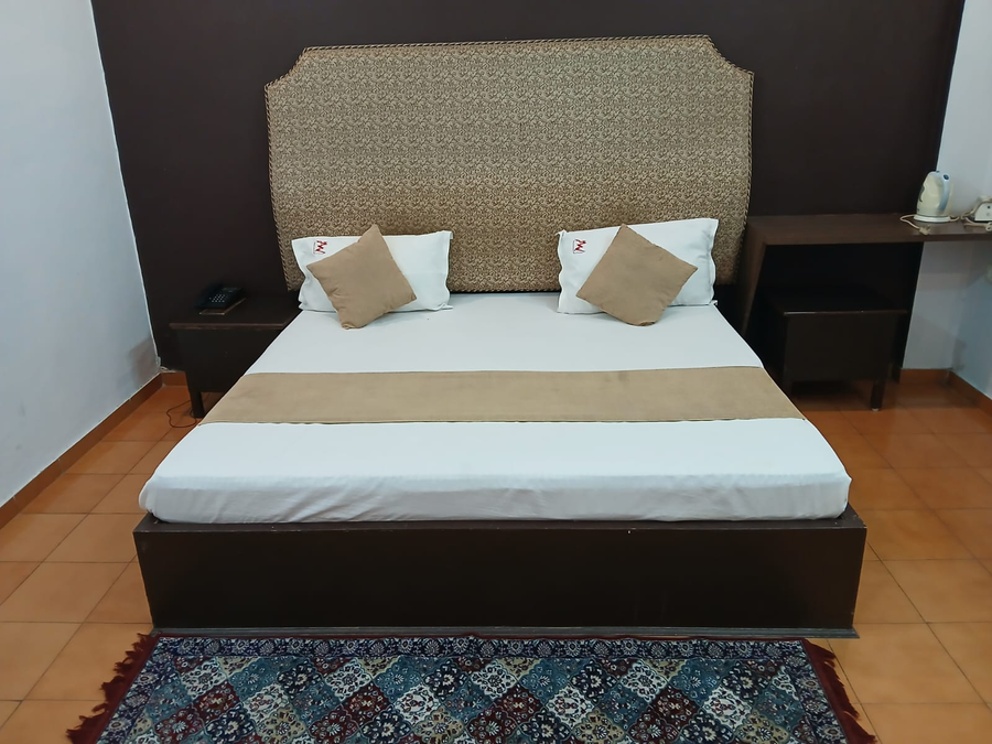 hotel mansarover and banquets