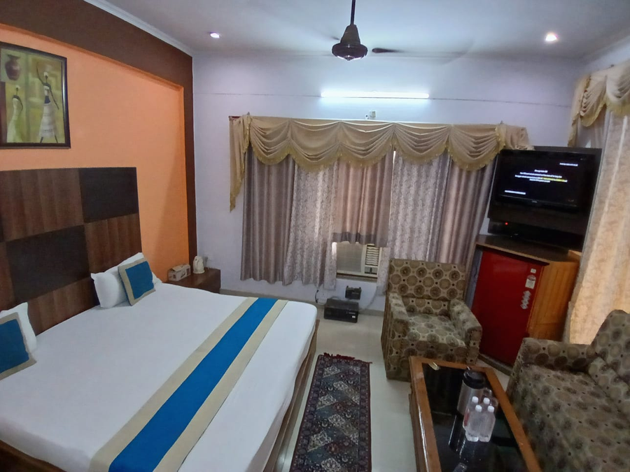 hotel mansarover and banquets